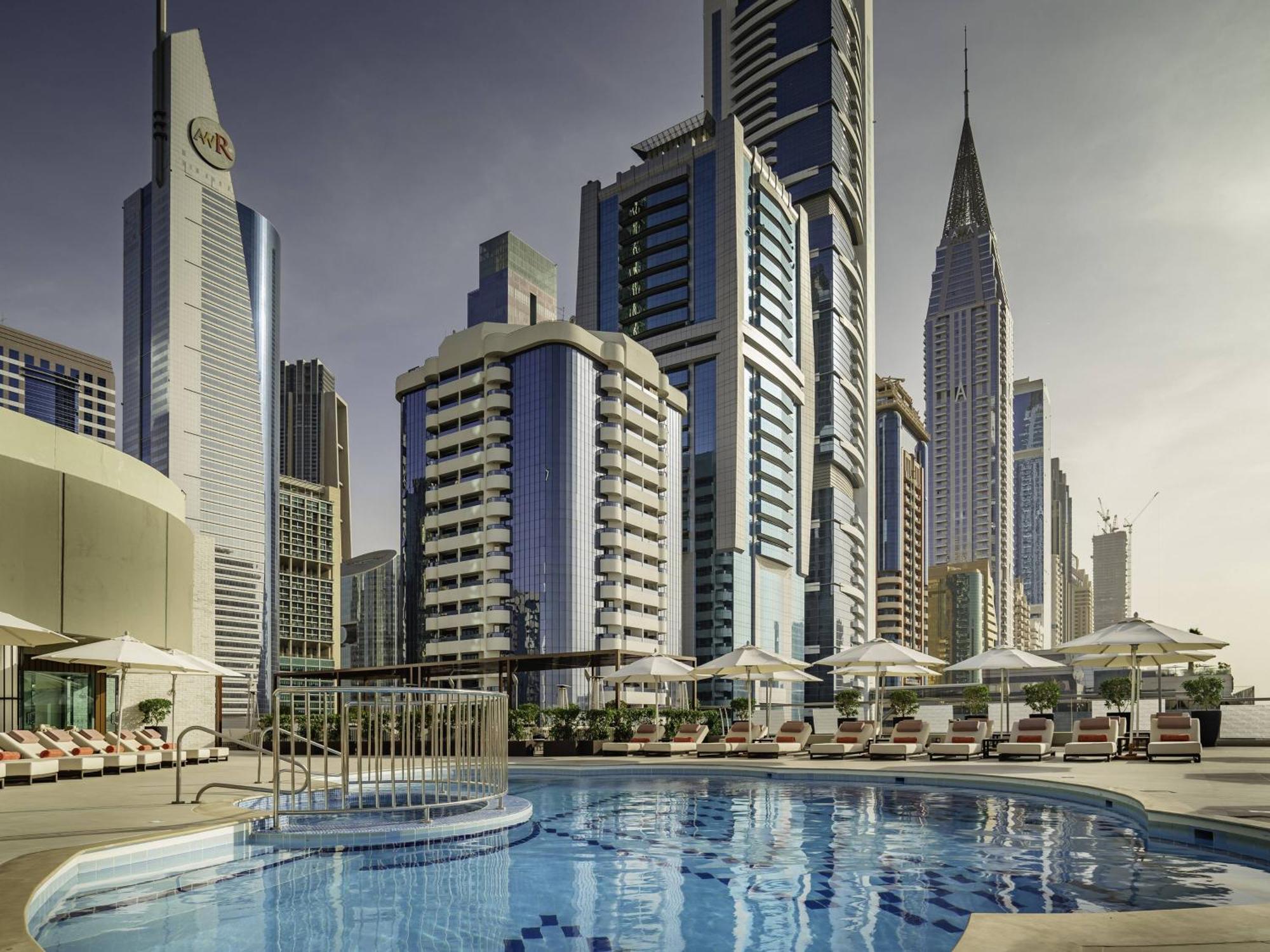 Towers Rotana - Dubai Hotel Exterior foto